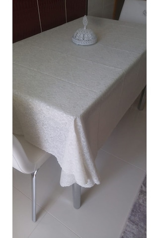Dantel Temalı Masa Örtüsü 140x180Cm