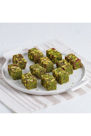 Bulutlar Kuruyemiş Antep Fıstıklı Narlı Oscar Lokum Kg 1000 Gr