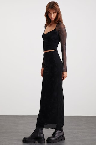 Grımelange Beulah Kadın Maxi Boy Slim Fit Beli Lastikli Tül Batik Desenli Siyah Etek Siyah