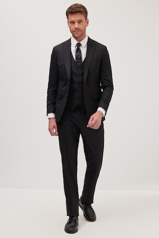 Tudors Erkek Slim Fit Siyah Esnek Likralı Kumaş Sivri Yaka Yelekli Takım Elbise-41294