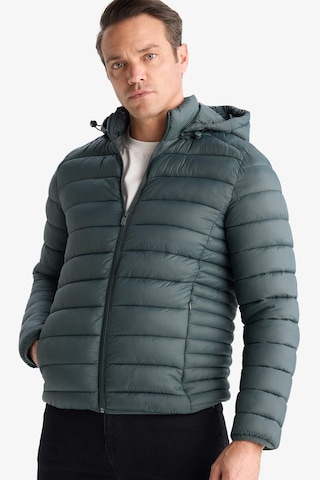 Defacto Su Geçirmez Slim Fit Dar Kesim Kapüşonlu Fermuarlı Şişme Mont N4661az25augn1019 Yeşil