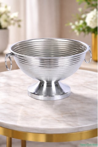 Yapay Çiçek Sitesi Metal Çizgili Küpeli Vazo 17 Cm Gümüş