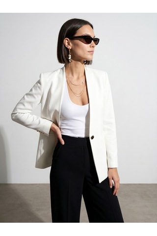Dilvin 60807 Yakasız Vücuda Oturan Blazer-beyaz