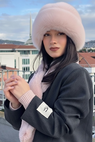 Mollycrush Peluş Bucket Kalpak Atkı Eldiven 3'lü Set Kadın Kışlık Suni Kürk Pembe 3'lü Takım Pembe