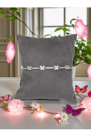 925 Ayar Gümüş Taşlı Kelebek Figürlü Zarif Bileklik Işıltılı Ve Şık Tasarım Gümüş