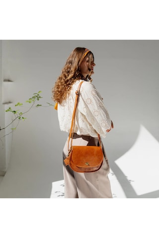 Berliner Bags Pavia Deri Omuz Çantası Kadın Vintage Küçük Boy Çapraz Askılı Çanta Kahverengi