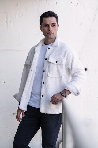 Oversize Çıtçıt Kapamalı Çift Cep Peluş Erkek Gömlek 001