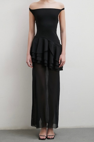 Boyun Askılı Fırfırlı Tül Elbise Siyah Siyah