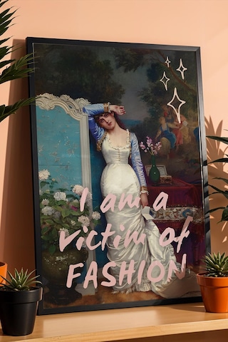 I Am A Victim Of Fashion Çerçeveli Tablo Ben Modanın Kurbanıyım Giyinme Odası İçin Dekor Altered Art