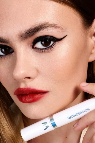 Wonderskin Wonder Blading Renk Sabitleyici Dudak Maskesi Playful 4 ML