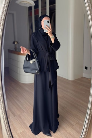 Ka Hijab Kuşak Detaylı Vatkalı Üçlü Takım - Siyah