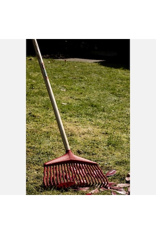 Gardol Plastik Yaprak Toplama Süpürgesi 150cm