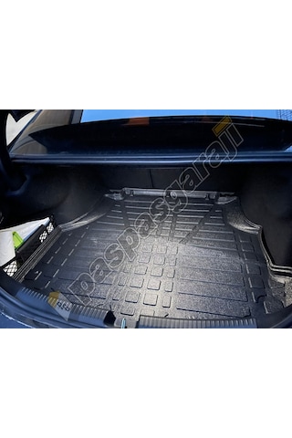 Mercedes C Serisi (W206) Sedan 2021+ Bagaj Havuzu