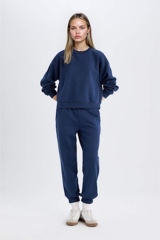 Defacto Regular Fit Normal Kalıp Basic İçi Kalın Polarlı Kadın Eşofman Takımı D8022AXNSNV241 - Lacivert