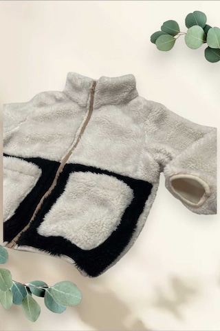 Kız Çocuk Peluş Ekru Siyah Cepli Fermuarlı Welsoft Kışlık Mont Ekru