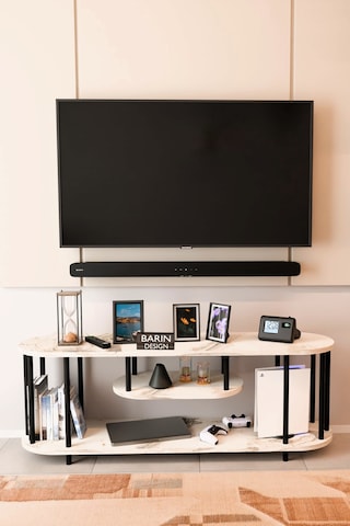 Modern Tv Ünitesi Ahşap Raflı 2 Katlı Televizyon Sehpası Minimalist,dayanıklı, Fonksiyonel Tv Standı Beyaz Mermer