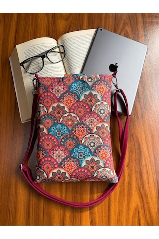 Aksesuarsepeti El Yapımı Cepli, Taşıma Askılı, Kılıf Çanta, Tablet Kılıfı, Kitap Kılıfı, Organizer Çanta Bordoaskılı