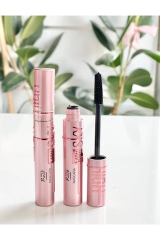 3b Trend Rose Sky High Mascara Waterproof Etkileyici Kıvrım & Yoğun Hacim 001 Black