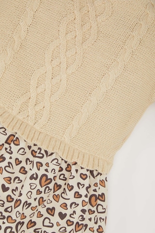 DeFacto Kız Bebek Uzun Kollu Eteği Desenli Elbise E7254A524AUBG287 Bej