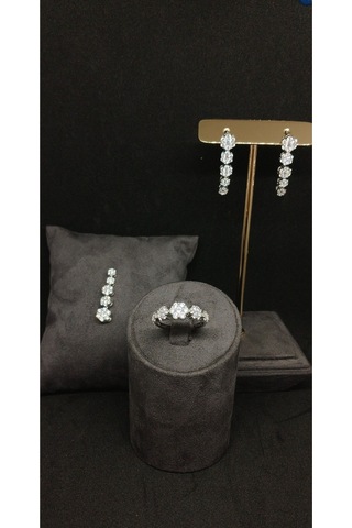 925 Ayar Gümüş Taşlı Çiçek Salkımı Takı Seti - Kolye Ucu, Küpe Ve Yüzük 11,74 Gr. Gümüş