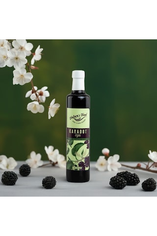 Karadut Özü Net 700 Gr Koruyucu Katkı Maddesi İçermez