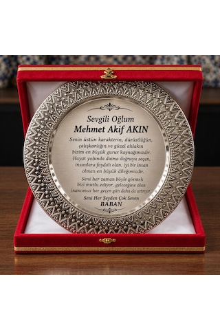 Kadife Kutulu Gümüş Metal Tabak Plaket Kişiye Özel Baskılı Ödül Hediye Plaketi Kırmızı