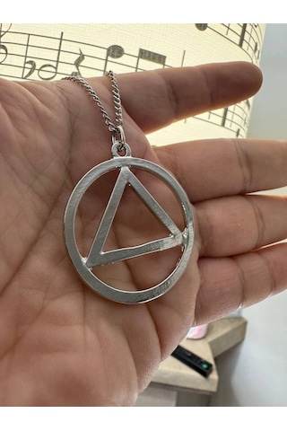Aa Sembolü Kolye Alkolikler Anonim Üçgen Çember Tasarımı 60 Cm Zincirli Unisex Anlamlı Kolye Çok renkli