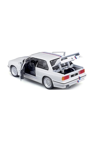 1988 Bmw 3 Serıes M3 E30 1:24 Ölçek Burago Marka - Beyaz