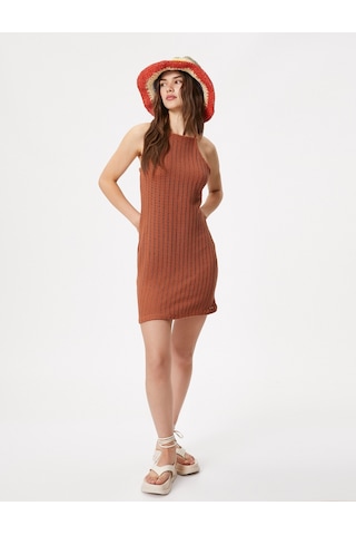 Koton Mini Triko Elbise Bodycon Kolsuz Halter Yaka Dar Kesim Kahverengi 3sal80197ık 3SAL80197IK519