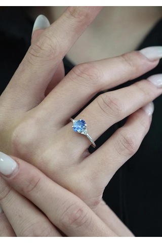 Tanzanite Oval Tektaş Yüzük