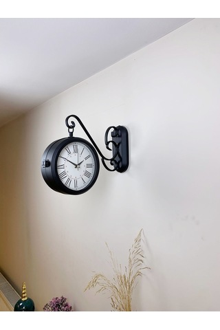 Siyah Metal Modern İstasyon Saati 36 X 25 Cm