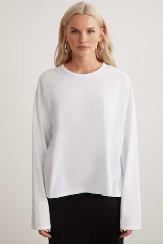 Grımelange Basıl Kadın %100 Pamuk Bisiklet Yaka Oversize Fit Uzun Kollu Beyaz T-shirt