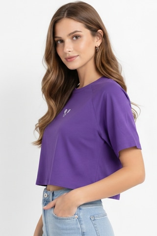 Soft&Basic Kadın Nakışlı Regular %100 Organik Pamuk Yuvarlak Yaka Kısa Crop T-shirt Mor