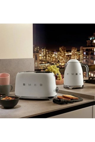 Smeg TSF01 2 Dilim Ekmek Kızartma Makinesi Mat Beyaz