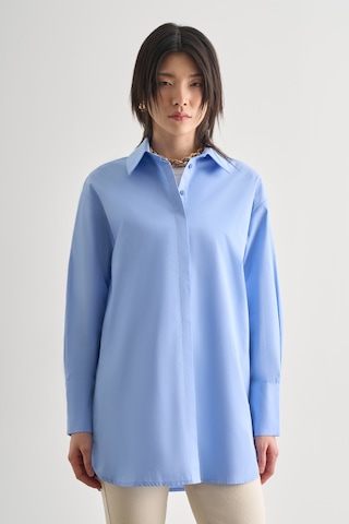 Mizalle Premium Saf Pamuk Kalın Manşetli Oversize Mavi Gömlek Mavi