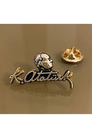 Atatürk Silüeti Ve İmzalı Yaka Rozet Gold 1 Adet Gri