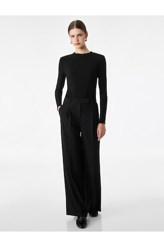 Koton Kaşkorse Viskon Kumaş Slim Fit Uzun Kollu Fırfırlı Bisiklet Yaka Tişört Siyah 7wak50031ek