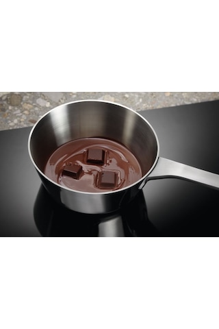 Electrolux EIV9467 Ankastre Ocak Siyah