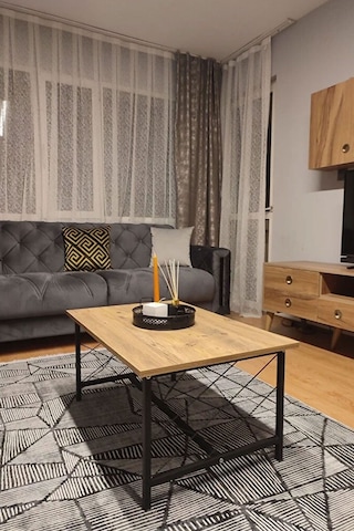 Ahşap Orta Sehpa 60x90 Modern Metal Ayak Siyah Tam Çerçeve Çam Desen Salon Ofis Balkon Sehpası - Cape