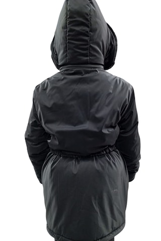 Kız Çocuk Önü Gipeli Kemerli Kapüşonlu Fermuar Çıtçıt Kapamalı Peluş Astarlı Siyah Midi Boy Mont Siyah