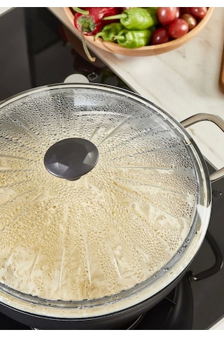 Borcam Kapak Isıya Dayanıklı Tava Tencere Ve Sahan Uyumlu Tepelikli Şık Desenli 28 Cm Kapak Beyaz