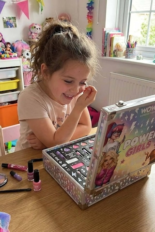 Wow Generation Glam & Go Aynalı Makyaj Çantası Seti, 6+ Yaş, Kız Çocuk Oyuncak, 22 Parça, Kilitli Taşınabil