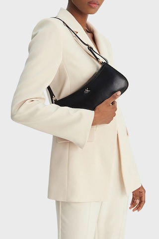 Calvin Klein Bayan Çanta Lv04f3170g Ub1 Siyah