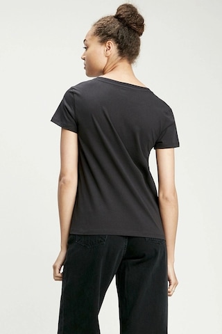 Levi's Siyah Kadın V Yaka T-shirt - A3170-0009 001