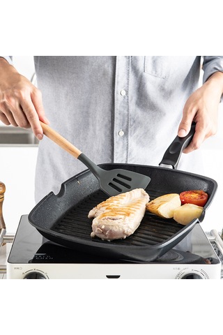 Geeksen 9 Parça Silikon Mutfak Gereçleri Seti - Ahşap Kollü, Isıya Dayanıklı, Anti Kaygan, Saklama Kovalı Siyah