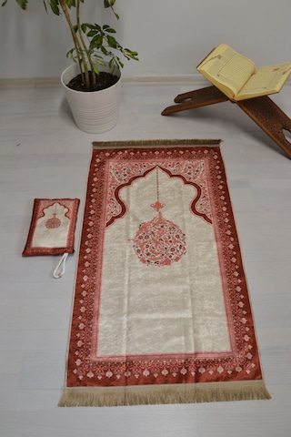 Çantalı Fermuarlı Mihrap Desenli Seccade Kırmızı