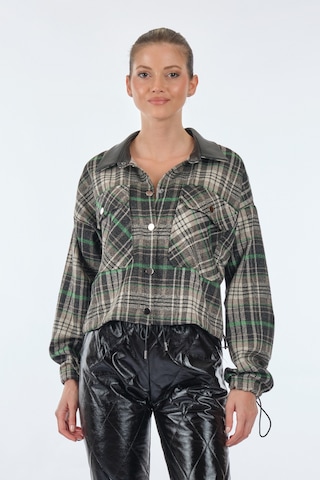 Unique Mode Düz Yaka Kareli Uzun Kollu Siyah Kadın Gömlek Uw23380 001