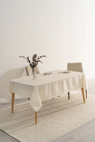 Nora Krem Zarf Köşe Masa Örtüsü 150x220 Cm Krem