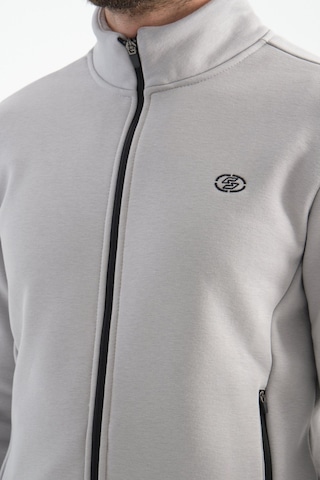 Shooter Sportswear Shooter Erkek Kışlık Eşofman Takımı Thermosoft Teknolojisi Içi Kuzu Görünümlü Regular Kalıp Açık Gri