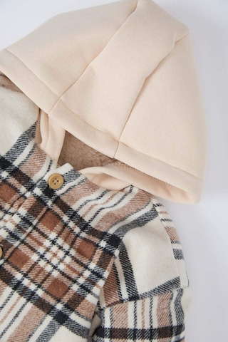 DeFacto Erkek Bebek Kapüşonlu Kareli Flanel Uzun Kollu Gömlek D5271A524WNER105 Ekru